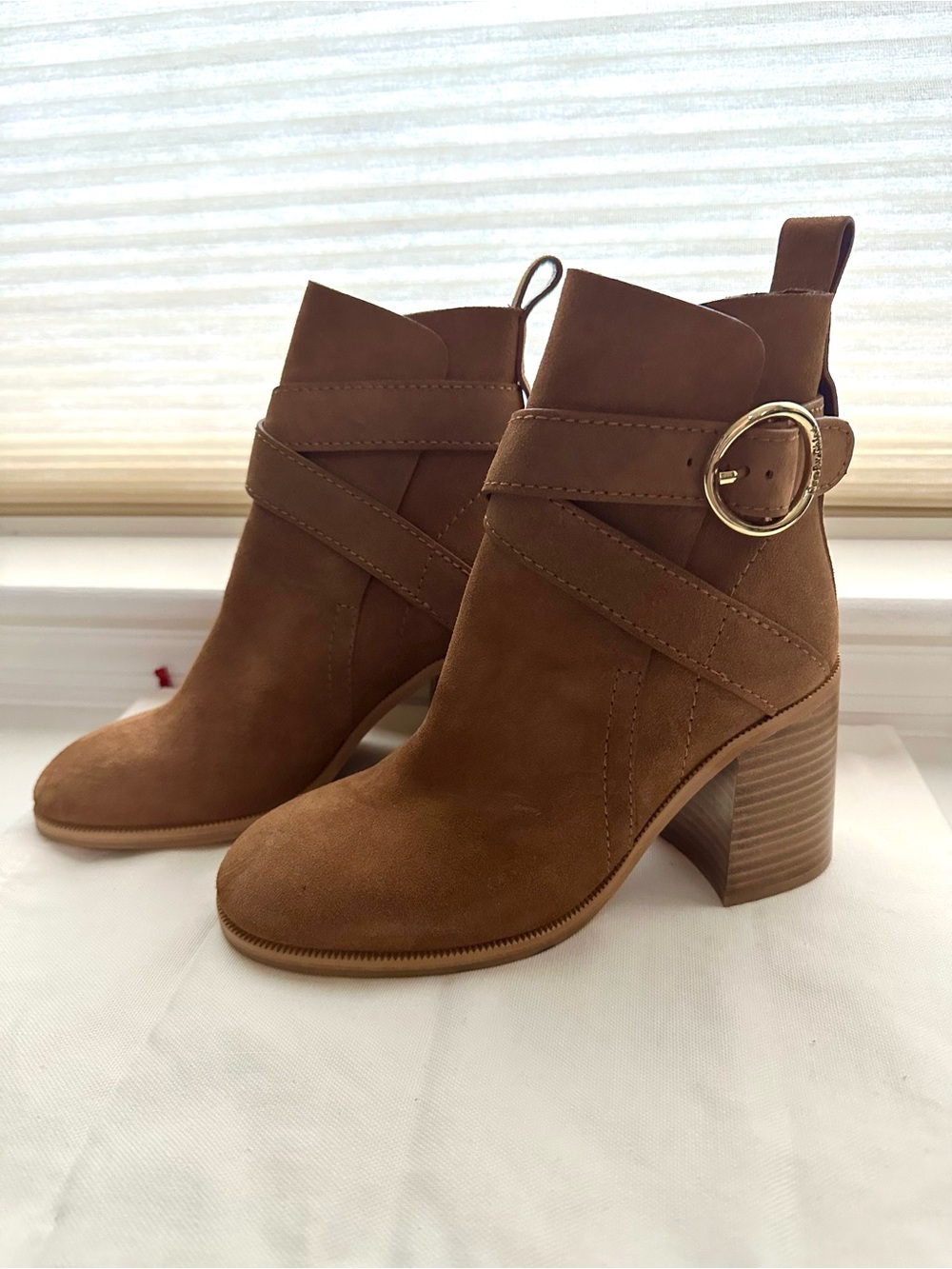 NWOT- See by Chloé Lyna Brown Suede Buckle Ankle Boots size 6